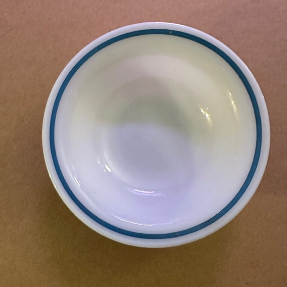 Anchor Hocking Fire King 350 Bowls - Picture 1 of 2